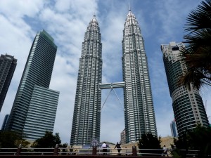 The_Petronas_Twin_Towers_in_Kuala_Lumpur_(Malaysia)